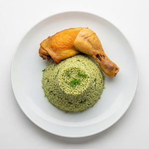 Menú 2 Vi: Arroz tipo juane con presa de pollo