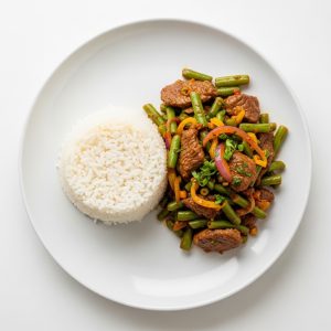 Menú 2 Lu: Saltado de vainitas con carne de res